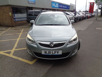Used Vauxhall Astra 2011 for sale - 75960868: Photo