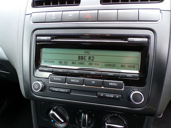 Used Volkswagen Polo 2011 for sale - 76210507: Photo 19