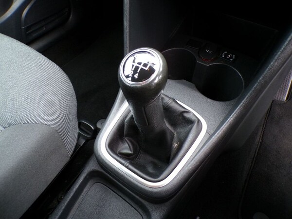 Used Volkswagen Polo 2011 for sale - 76210507: Photo 22