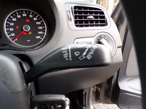 Used Volkswagen Polo 2011 for sale - 76210507: Photo 29