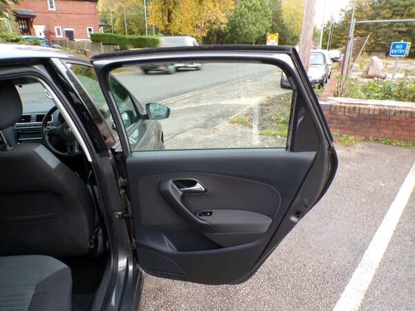 Used Volkswagen Polo 2011 for sale - 76210507: Photo 37