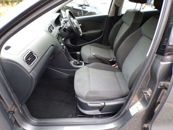 Used Volkswagen Polo 2011 for sale - 76210507: Photo 39