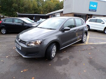 Used Volkswagen Polo 2011 for sale - 76210507: Photo 3