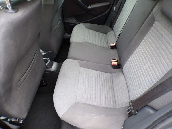 Used Volkswagen Polo 2011 for sale - 76210507: Photo 45