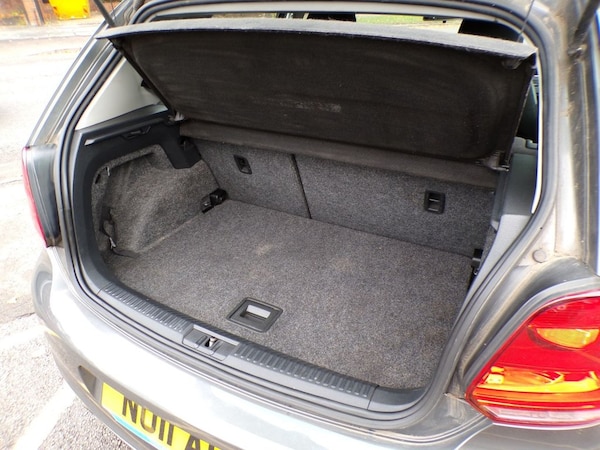 Used Volkswagen Polo 2011 for sale - 76210507: Photo 49