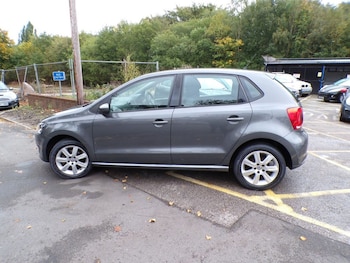 Used Volkswagen Polo 2011 for sale - 76210507: Photo 4