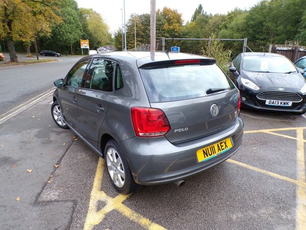 Used Volkswagen Polo 2011 for sale - 76210507: Photo 5