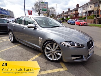 2013 (13) - 3.0 D V6 S PORTFOLIO 4d 275 BHP 4-Door