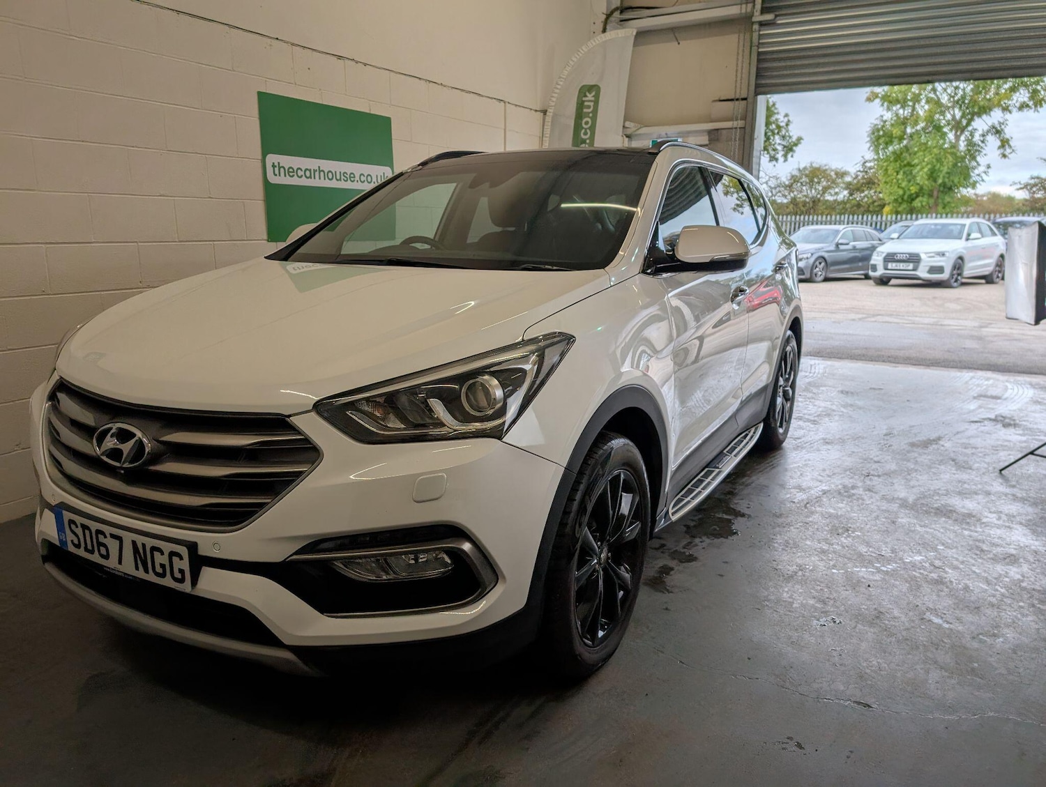 Used Hyundai Santa Fe 2017 for sale - 76239670: Photo 13