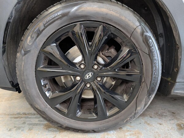 Used Hyundai Santa Fe 2017 for sale - 76239670: Photo 40
