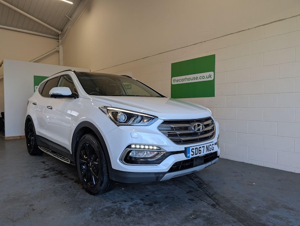 Used Hyundai Santa Fe 2017 for sale - 76239670: Photo 8