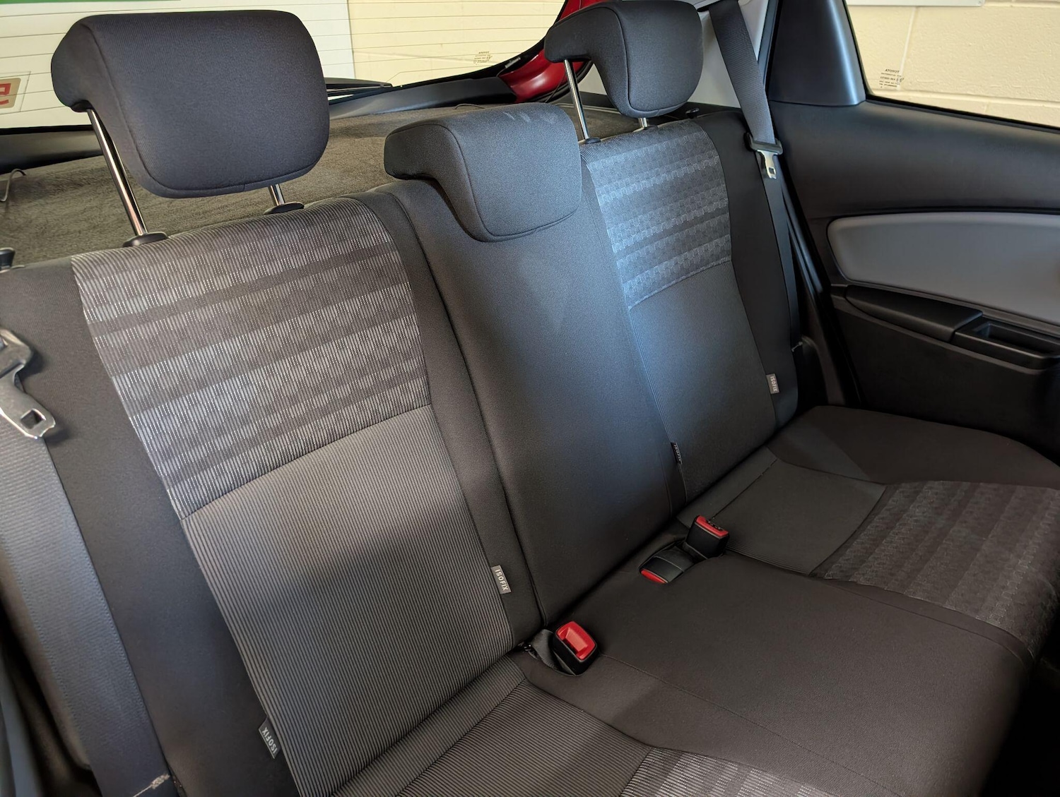 Used Toyota Yaris 2016 for sale - 76898979: Photo 19