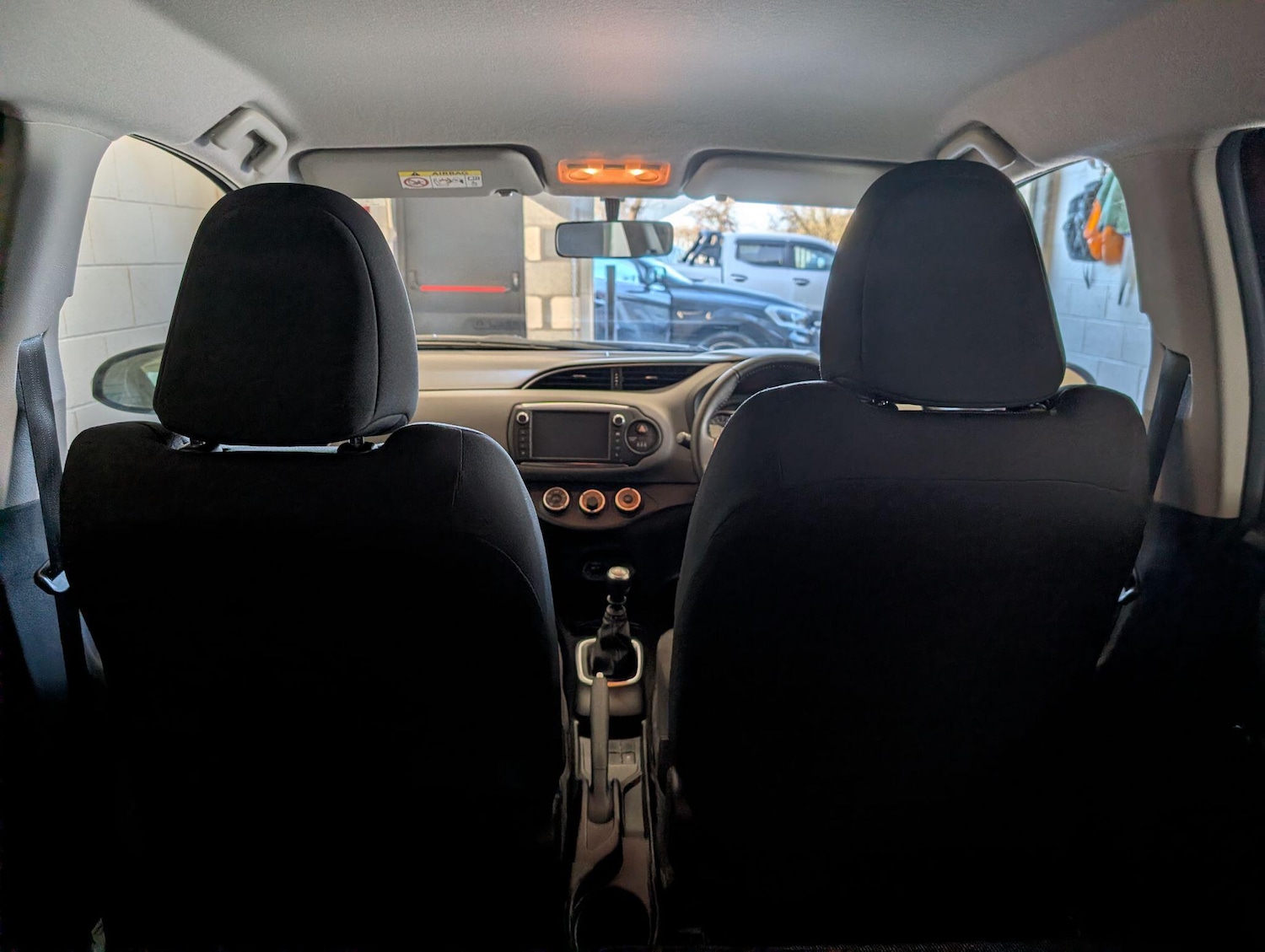 Used Toyota Yaris 2016 for sale - 76898979: Photo 20