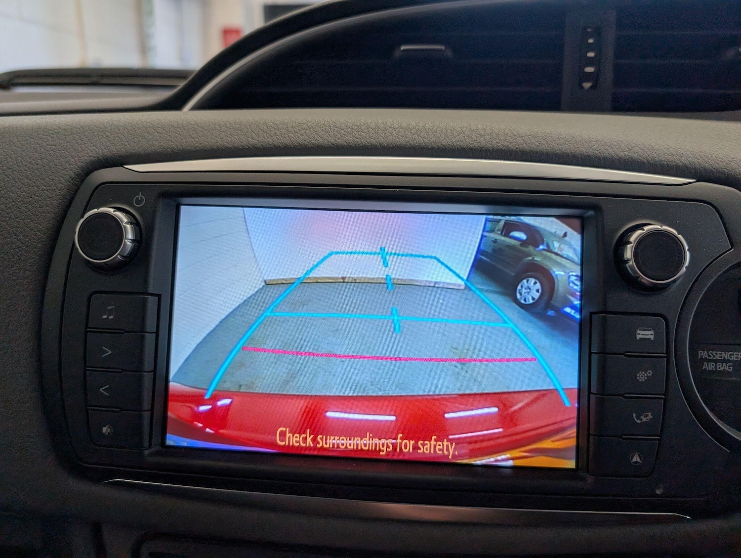 Used Toyota Yaris 2016 for sale - 76898979: Photo 28