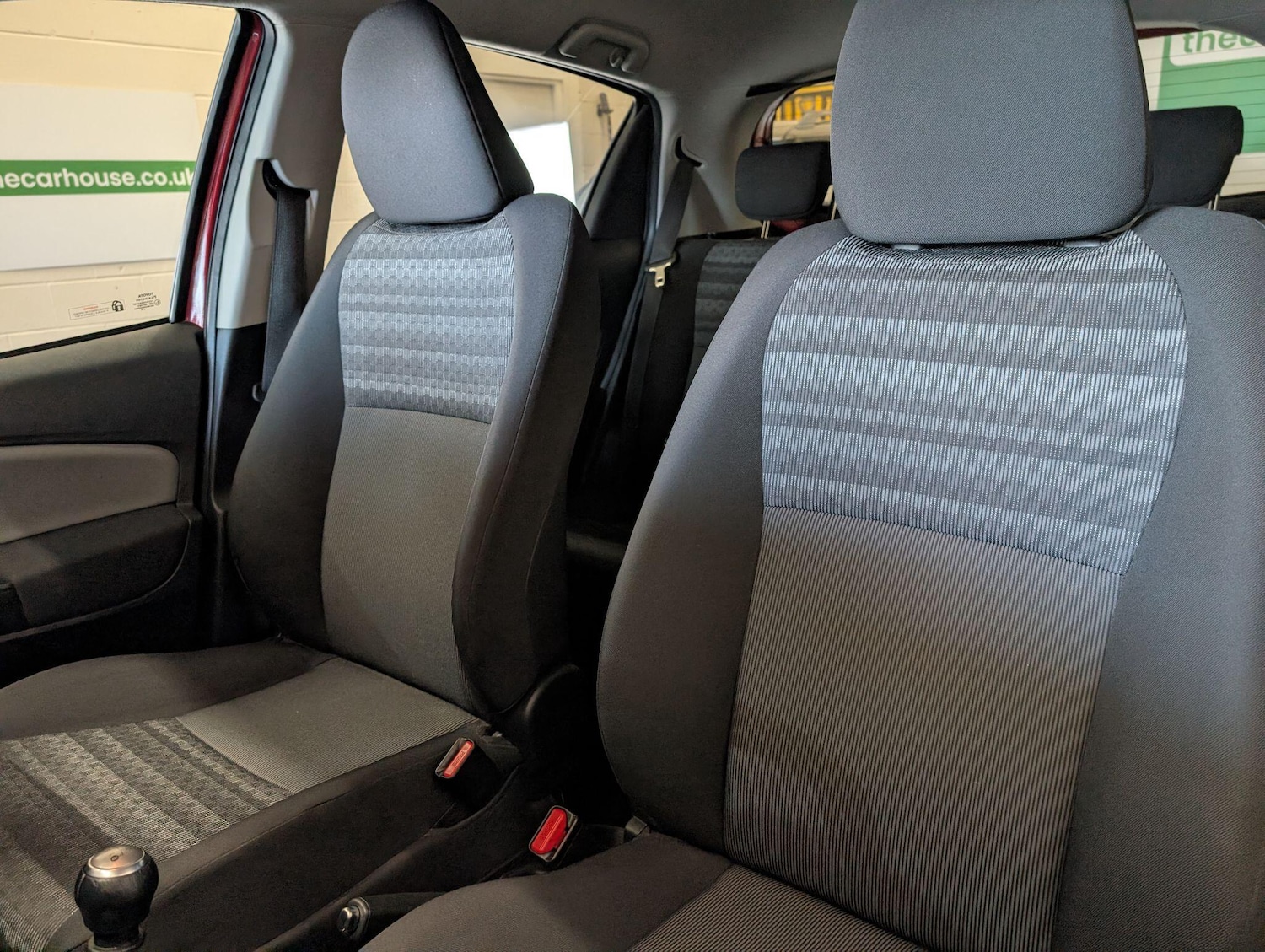 Used Toyota Yaris 2016 for sale - 76898979: Photo 40