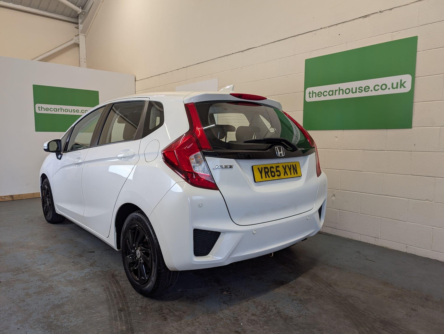 Used Honda Jazz 2015 for sale - 76522483: Photo 14