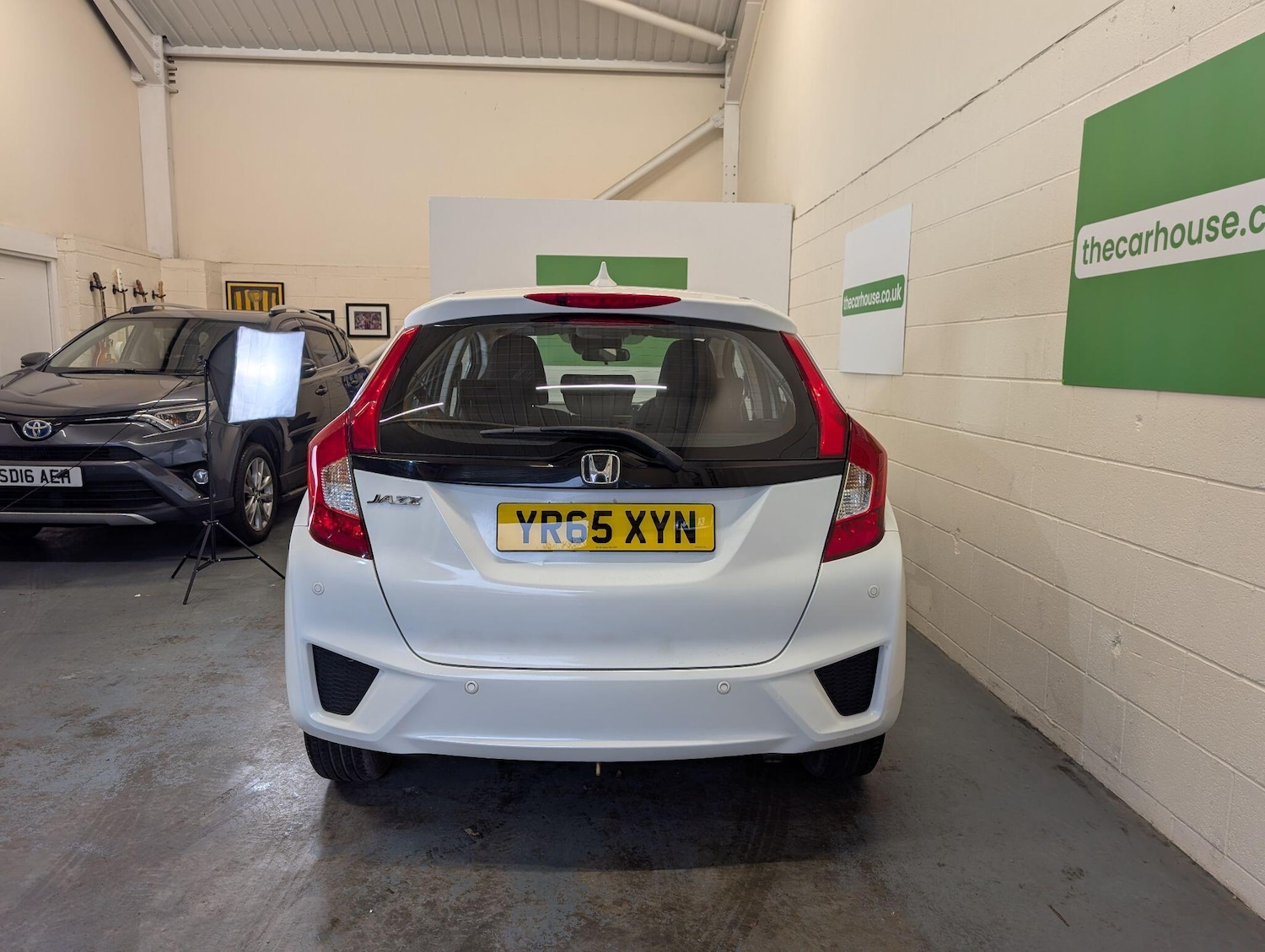 Used Honda Jazz 2015 for sale - 76522483: Photo 18