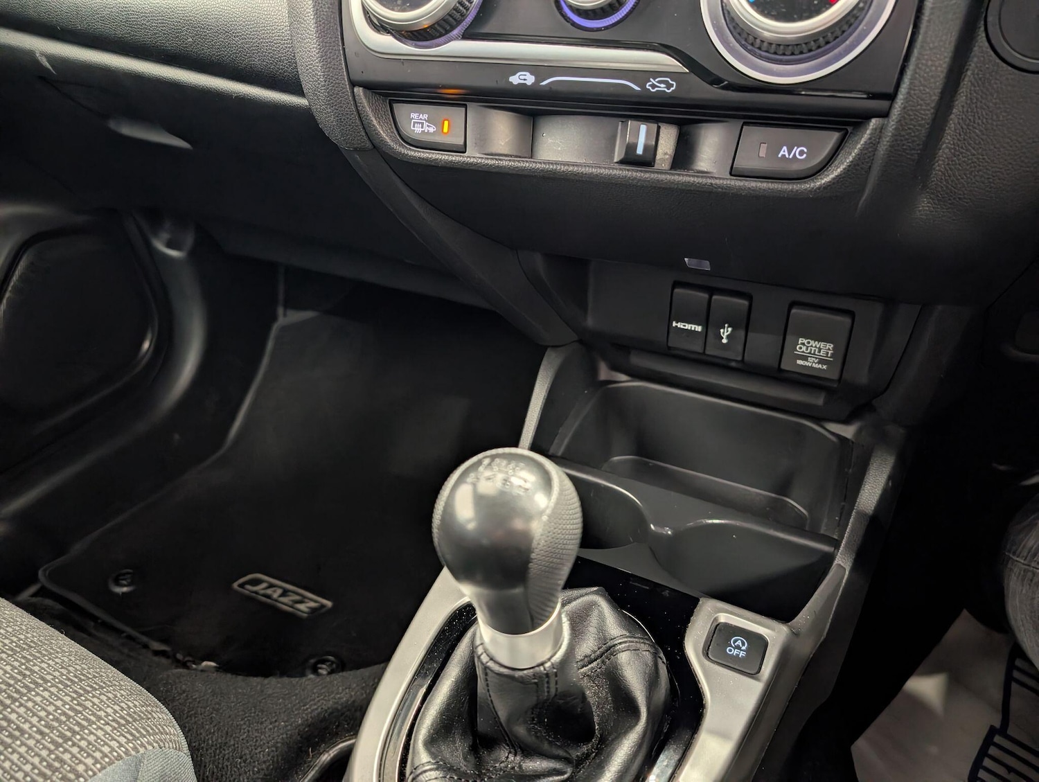 Used Honda Jazz 2015 for sale - 76522483: Photo 25