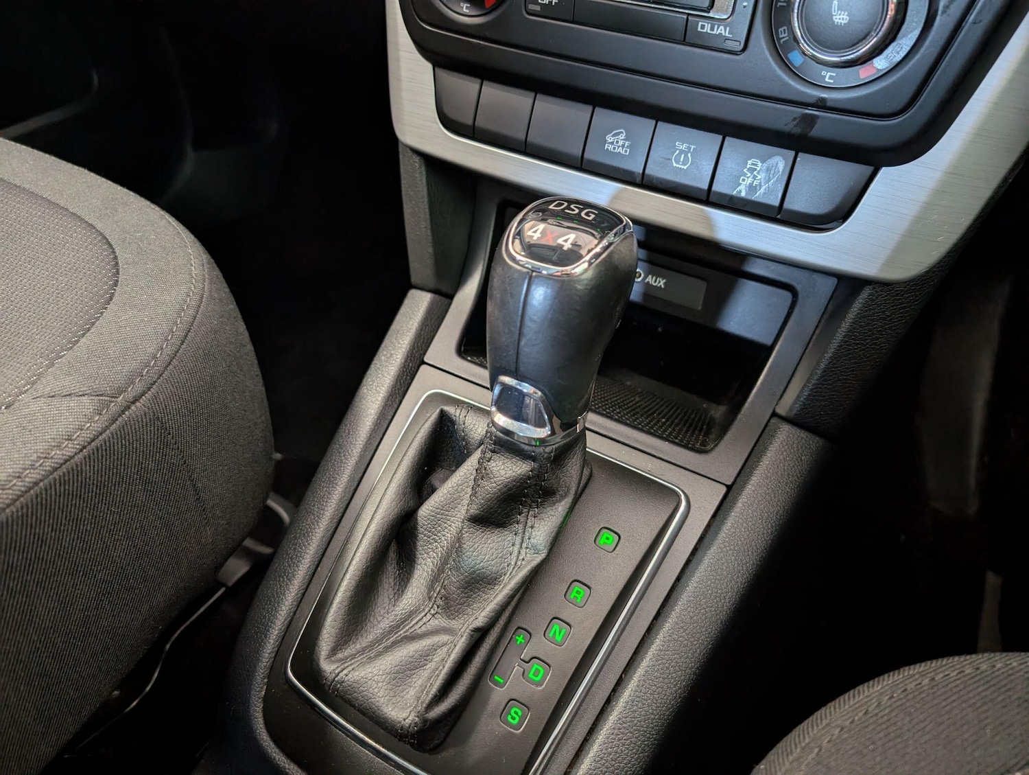 Used Skoda Yeti 2015 for sale - 76250943: Photo 26