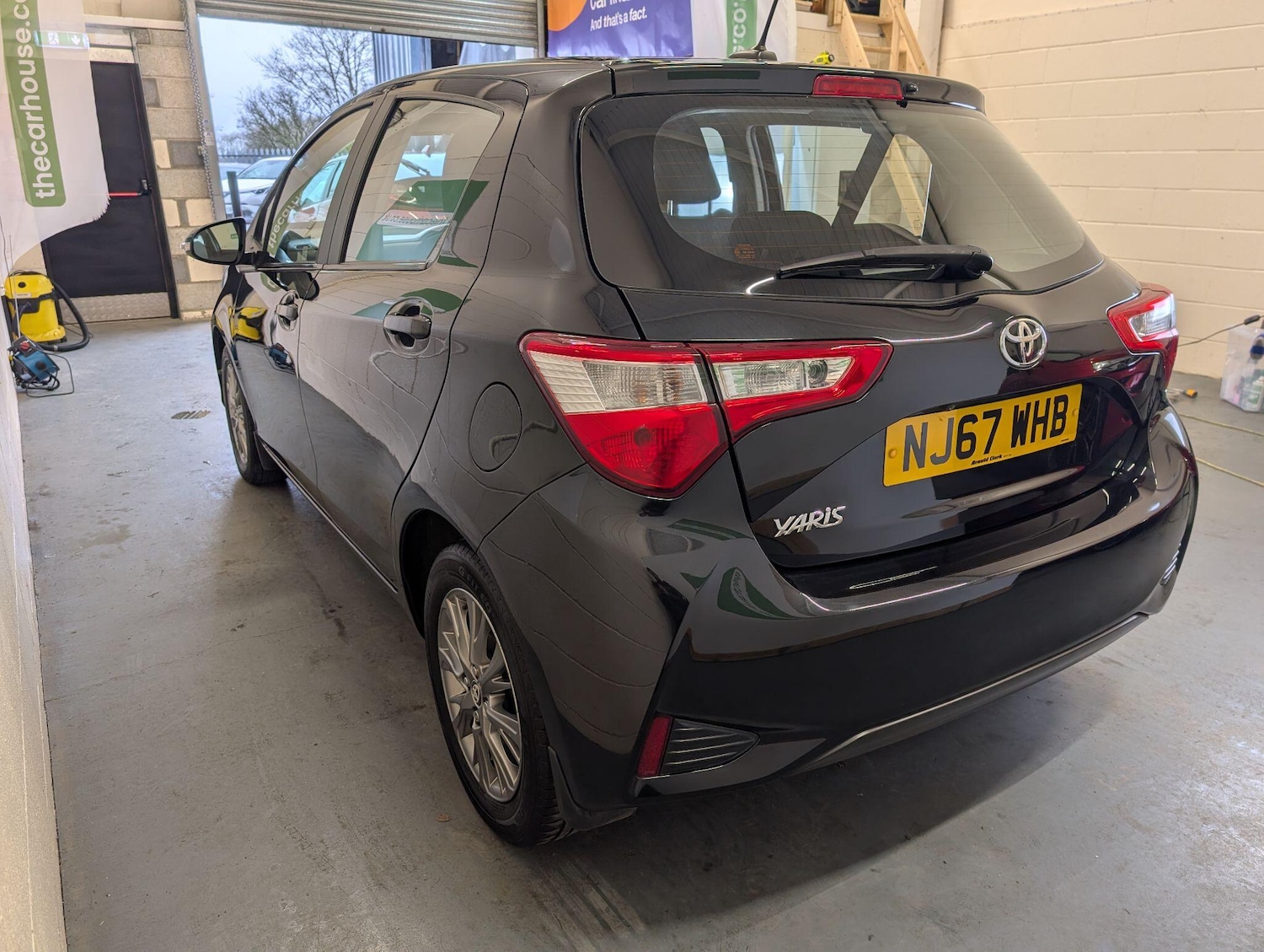 Used Toyota Yaris 2017 for sale - 77550208: Photo 11