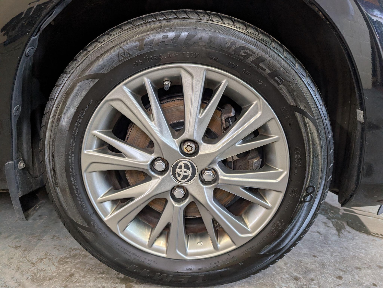 Used Toyota Yaris 2017 for sale - 77550208: Photo 31