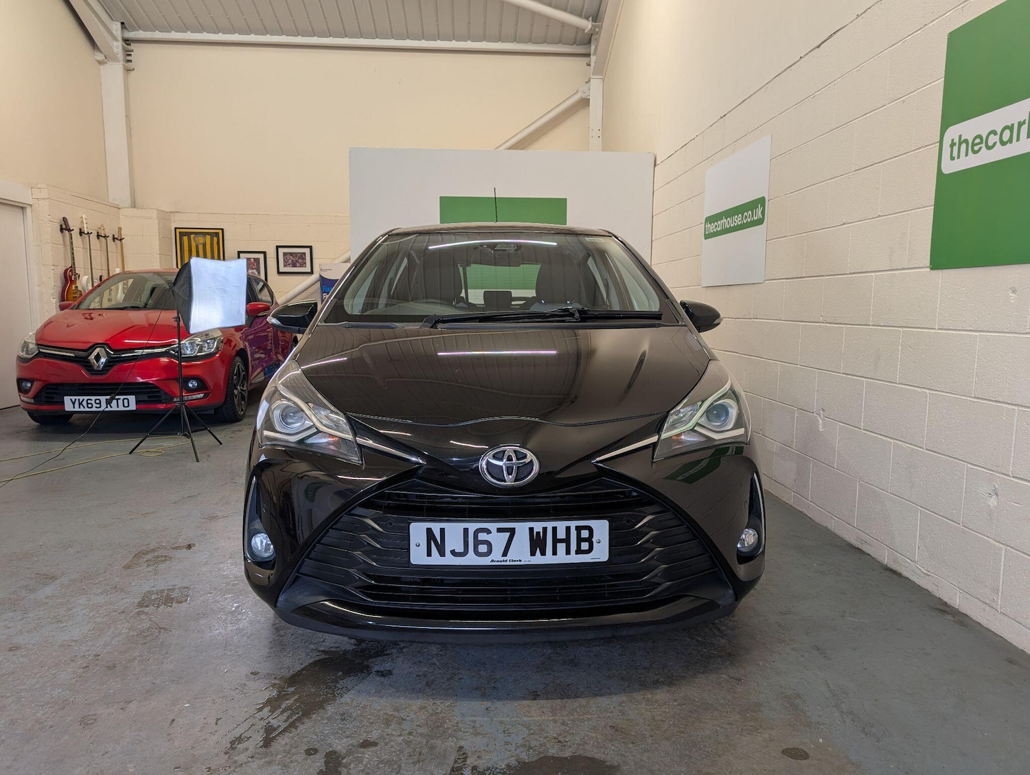 Used Toyota Yaris 2017 for sale - 77550208: Photo 9