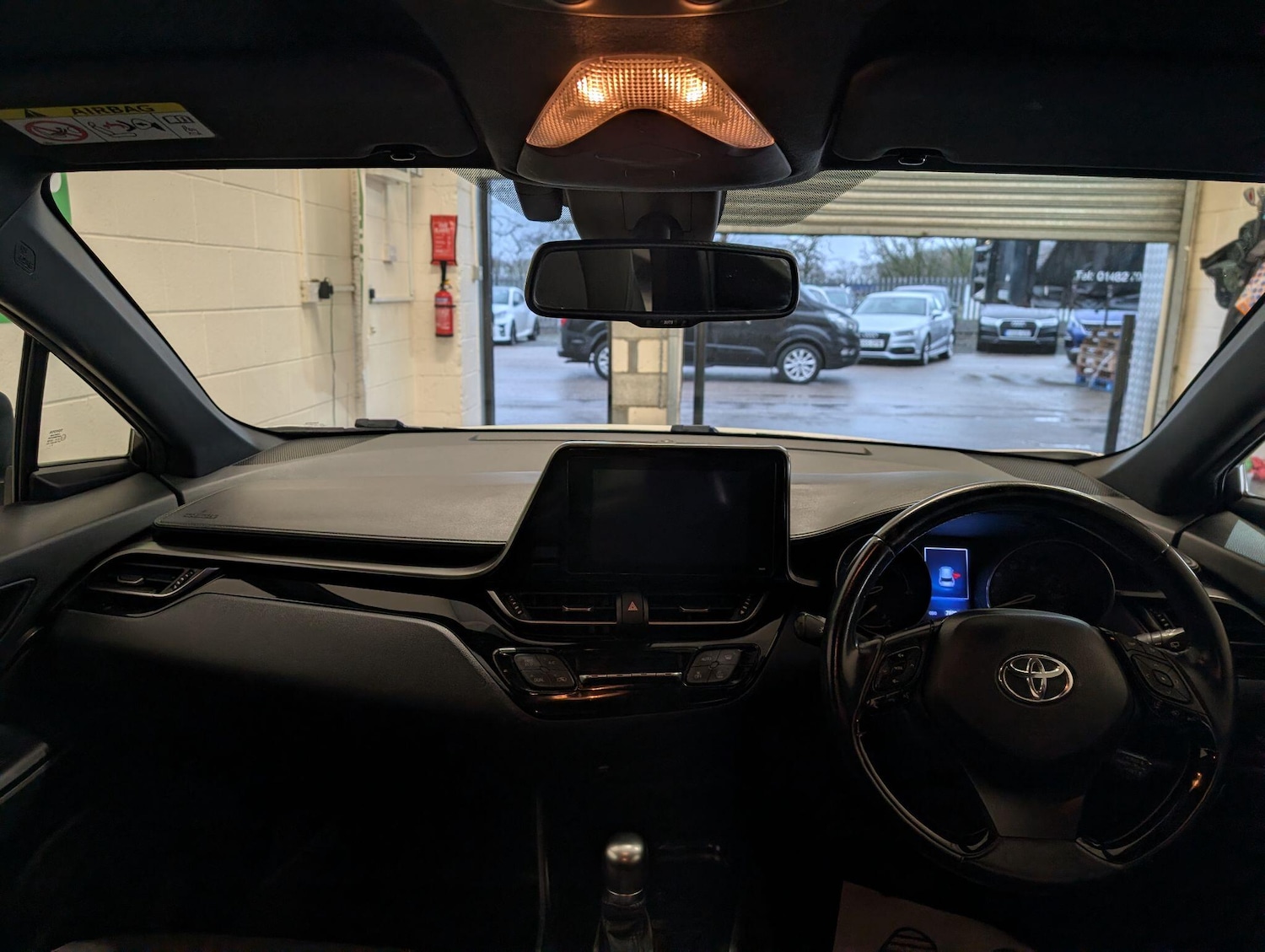 Used Toyota C-HR for sale - 77278775: Photo 24