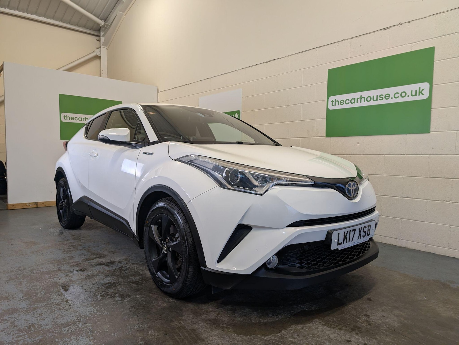 Used Toyota C-HR for sale - 77278775: Photo 8