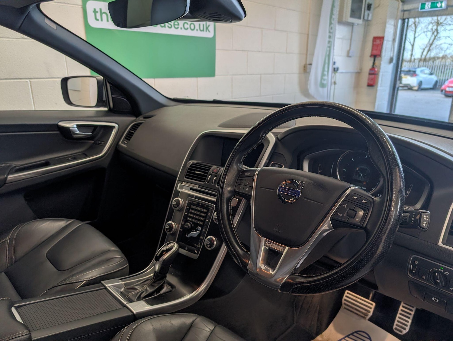 Used Volvo XC60 2017 for sale - 76913095: Photo 19