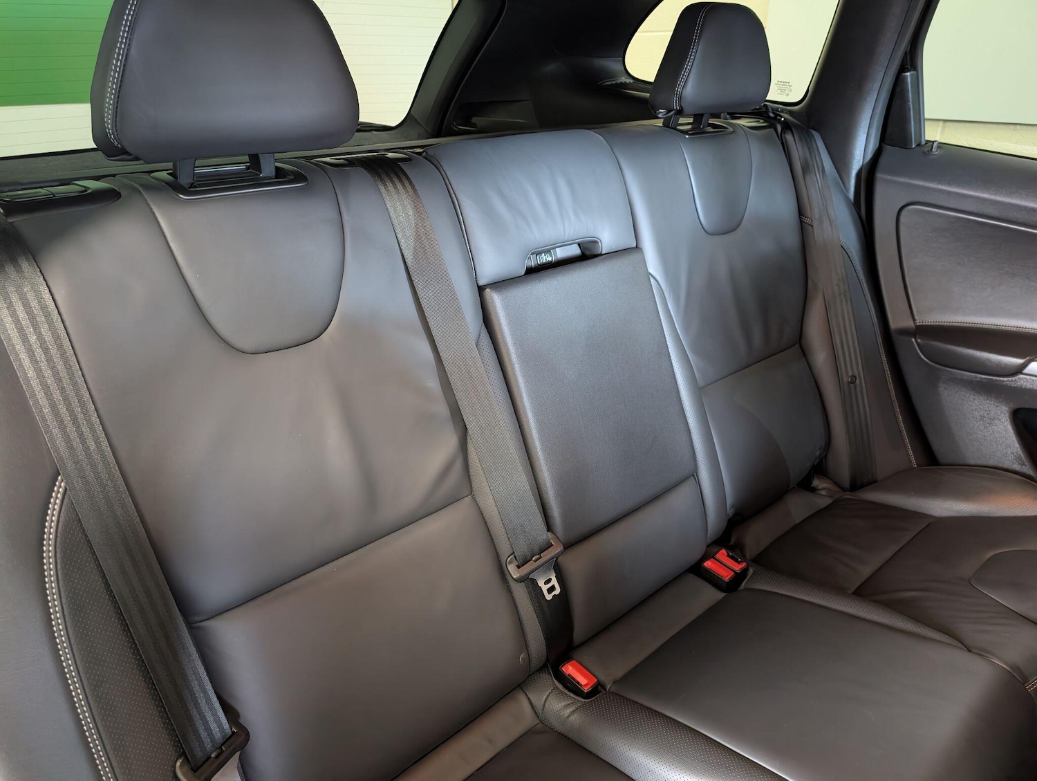 Used Volvo XC60 2017 for sale - 76913095: Photo 24