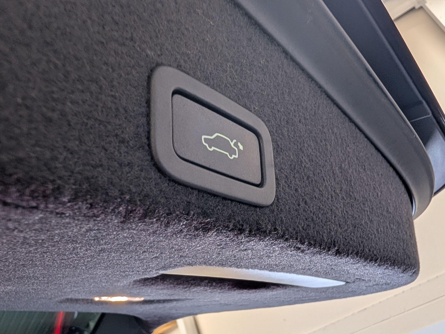 Used Volvo XC60 2017 for sale - 76913095: Photo 25