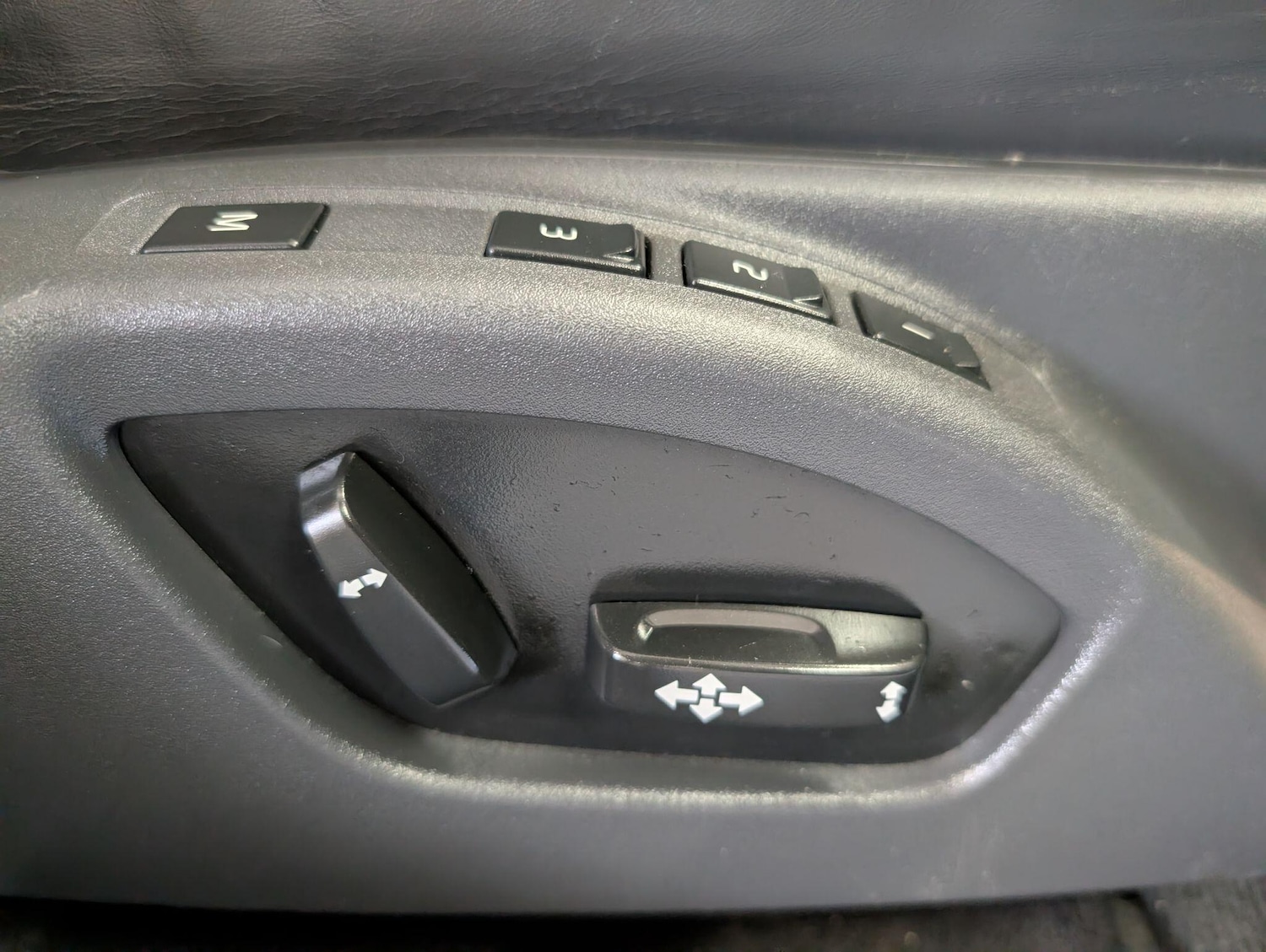 Used Volvo XC60 2017 for sale - 76913095: Photo 29