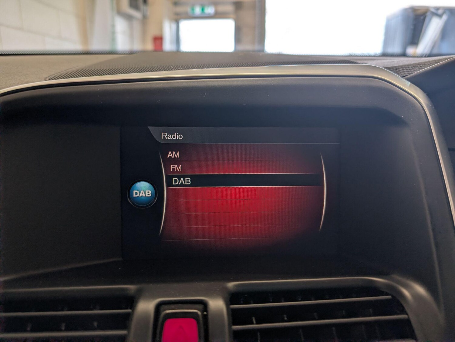 Used Volvo XC60 2017 for sale - 76913095: Photo 39