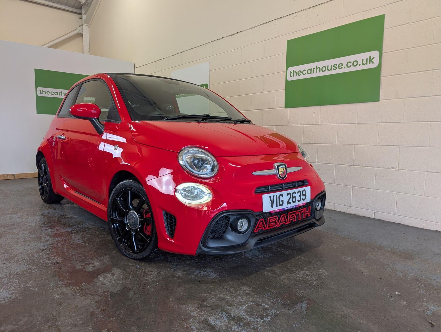 Used Abarth 595 2018 for sale - 76596925: Photo 8