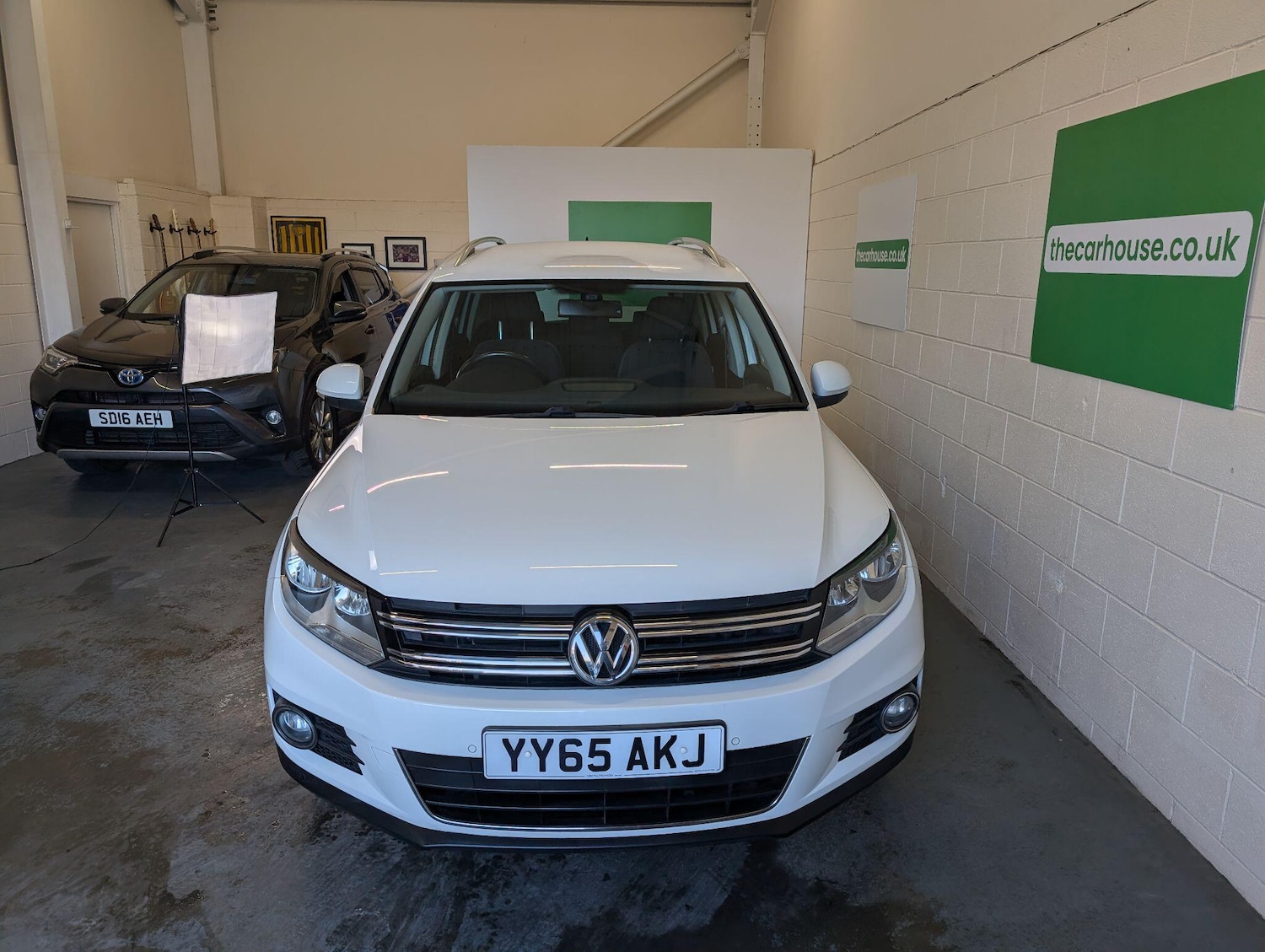 Used Volkswagen Tiguan 2015 for sale - 76597312: Photo 12