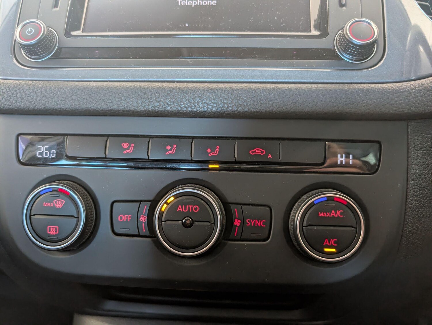 Used Volkswagen Tiguan 2015 for sale - 76597312: Photo 37