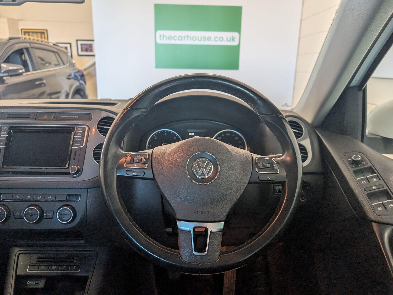 Used Volkswagen Tiguan 2015 for sale - 76597312: Photo 54