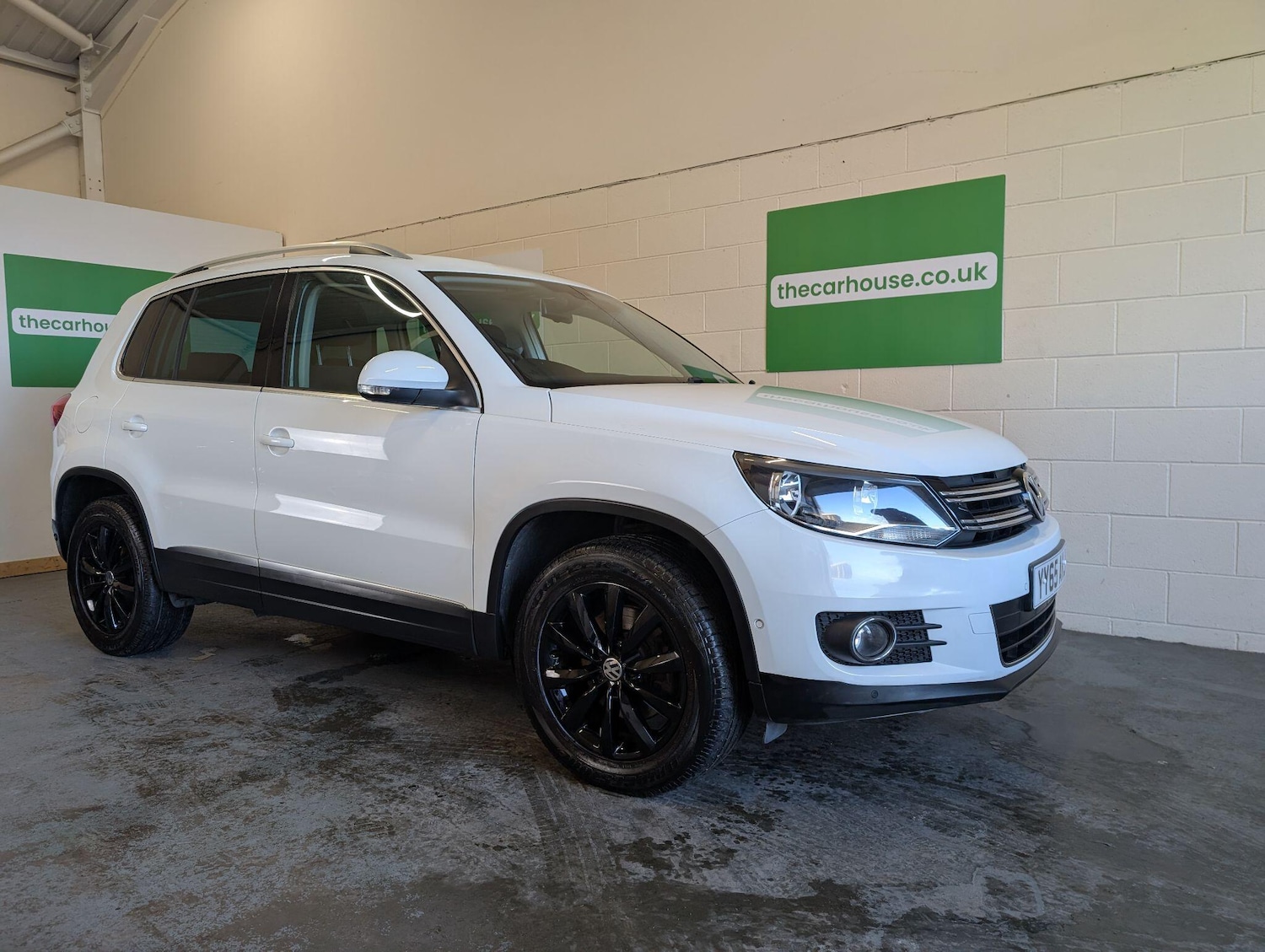 Used Volkswagen Tiguan 2015 for sale - 76597312: Photo 6