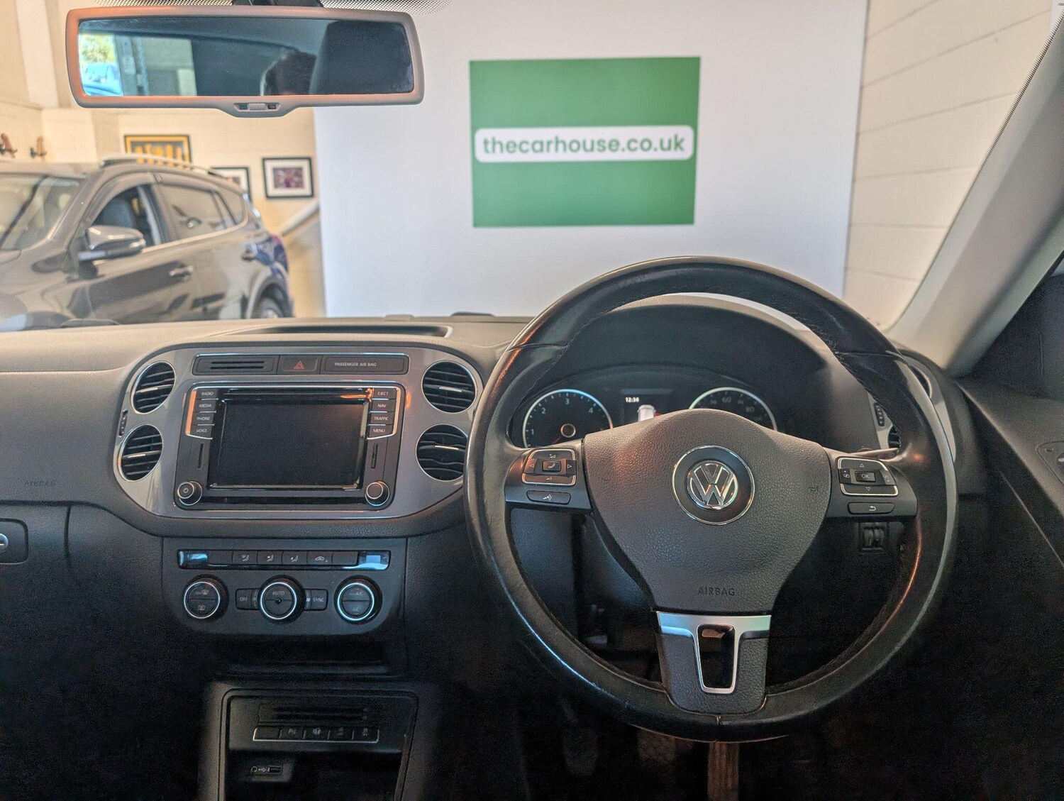 Used Volkswagen Tiguan 2015 for sale - 76597312: Photo 60