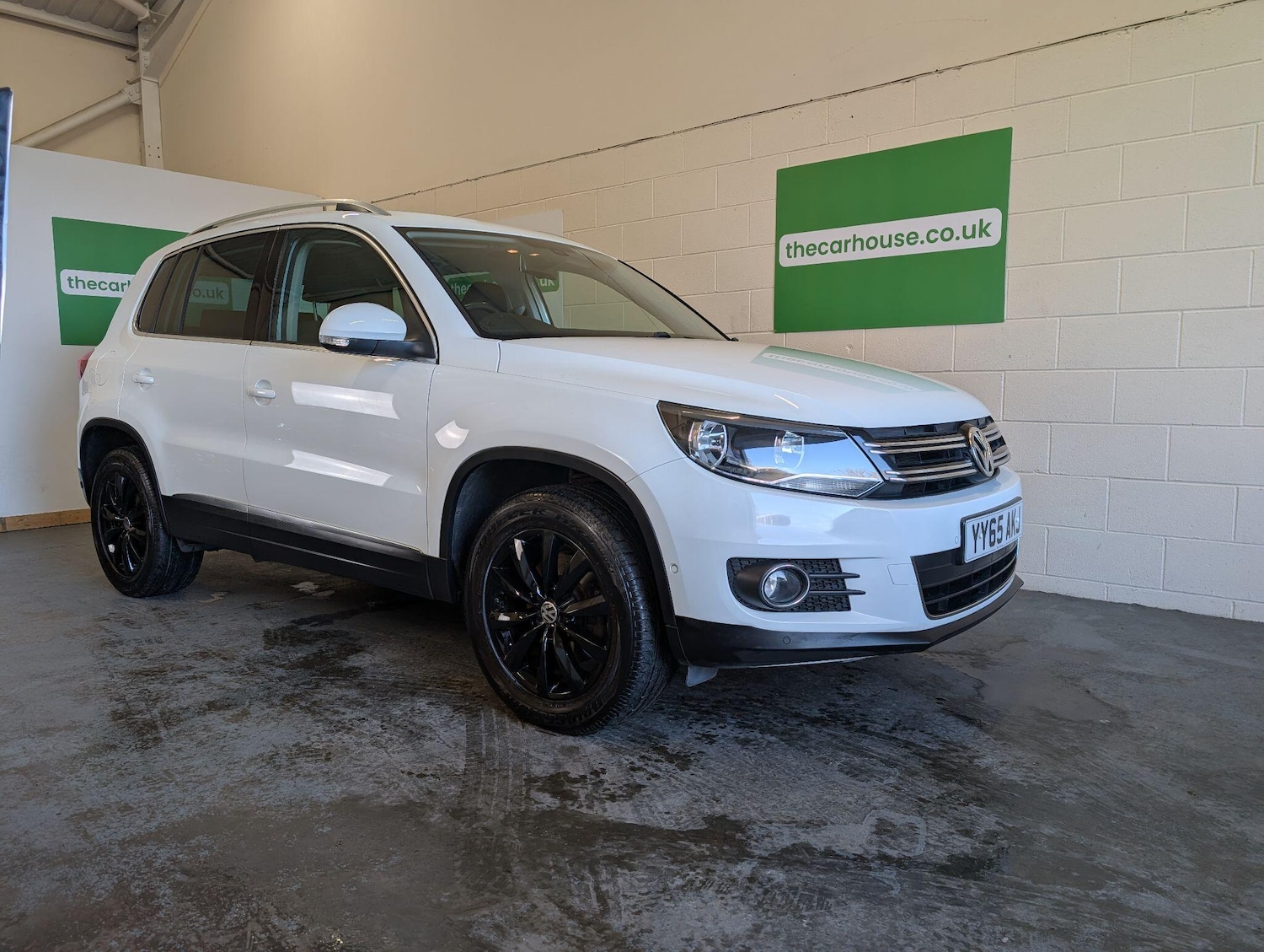 Used Volkswagen Tiguan 2015 for sale - 76597312: Photo 8