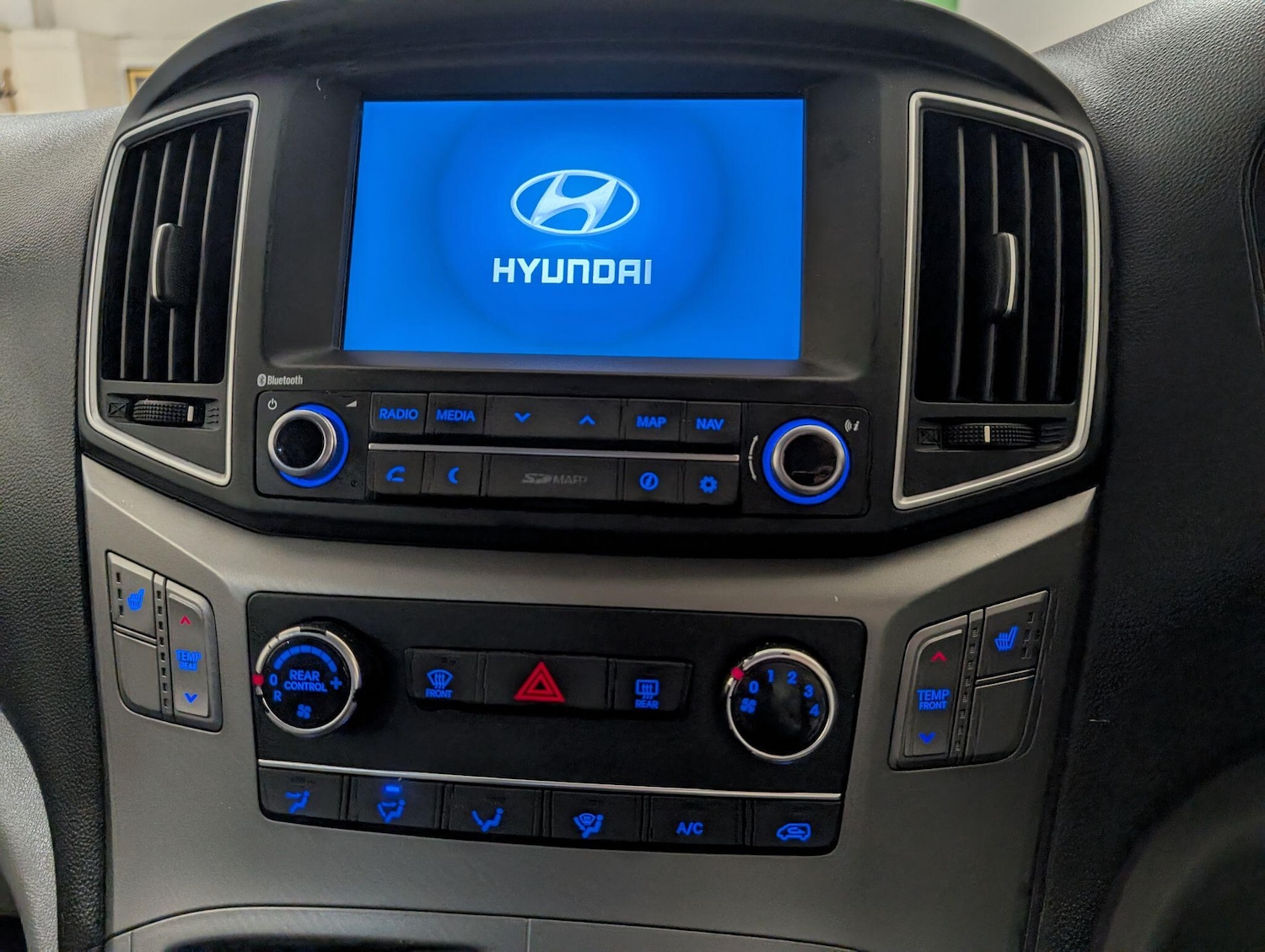 Used Hyundai i800 2019 for sale - 76283685: Photo 43