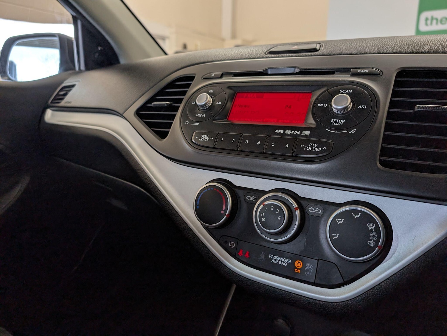 Used Kia Picanto 2013 for sale - 76597376: Photo 28