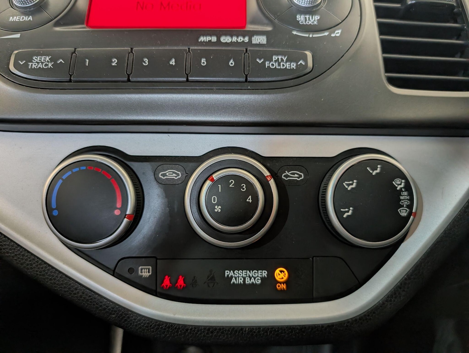 Used Kia Picanto 2013 for sale - 76597376: Photo 40