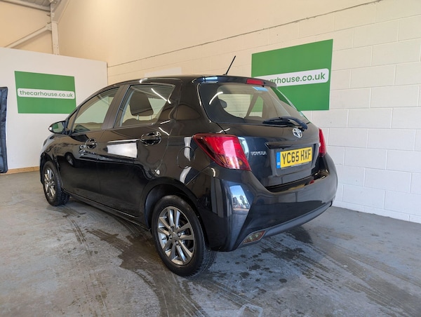 Used Toyota Yaris 2015 for sale - 76251248: Photo 13