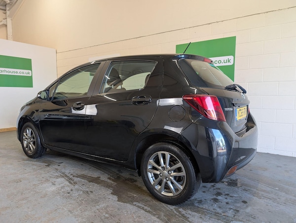 Used Toyota Yaris 2015 for sale - 76251248: Photo 14