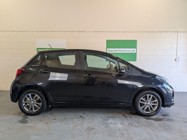 Used Toyota Yaris 2015 for sale - 76251248: Photo 19