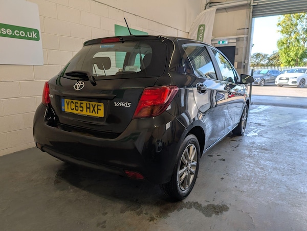 Used Toyota Yaris 2015 for sale - 76251248: Photo 20