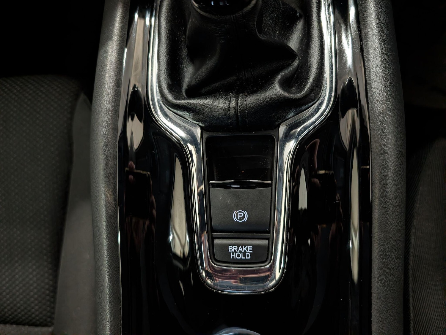 Used Honda HR-V 2016 for sale - 77230006: Photo 30