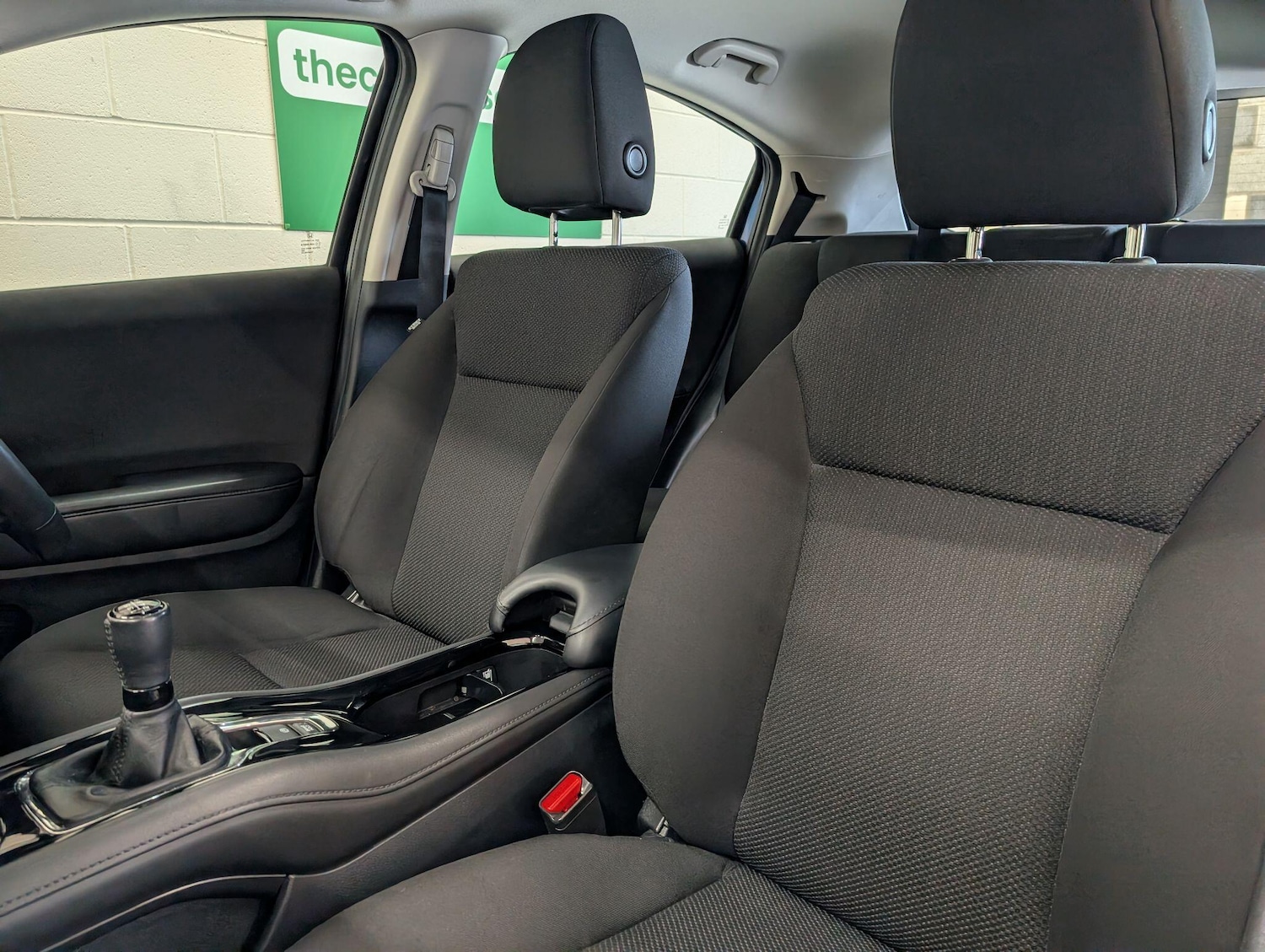 Used Honda HR-V 2016 for sale - 77230006: Photo 49