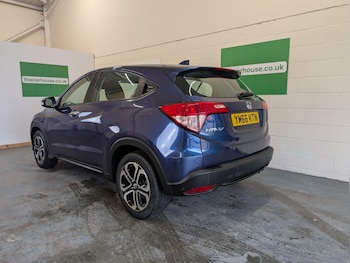 Used Honda HR-V 2016 for sale - 77230006: Photo